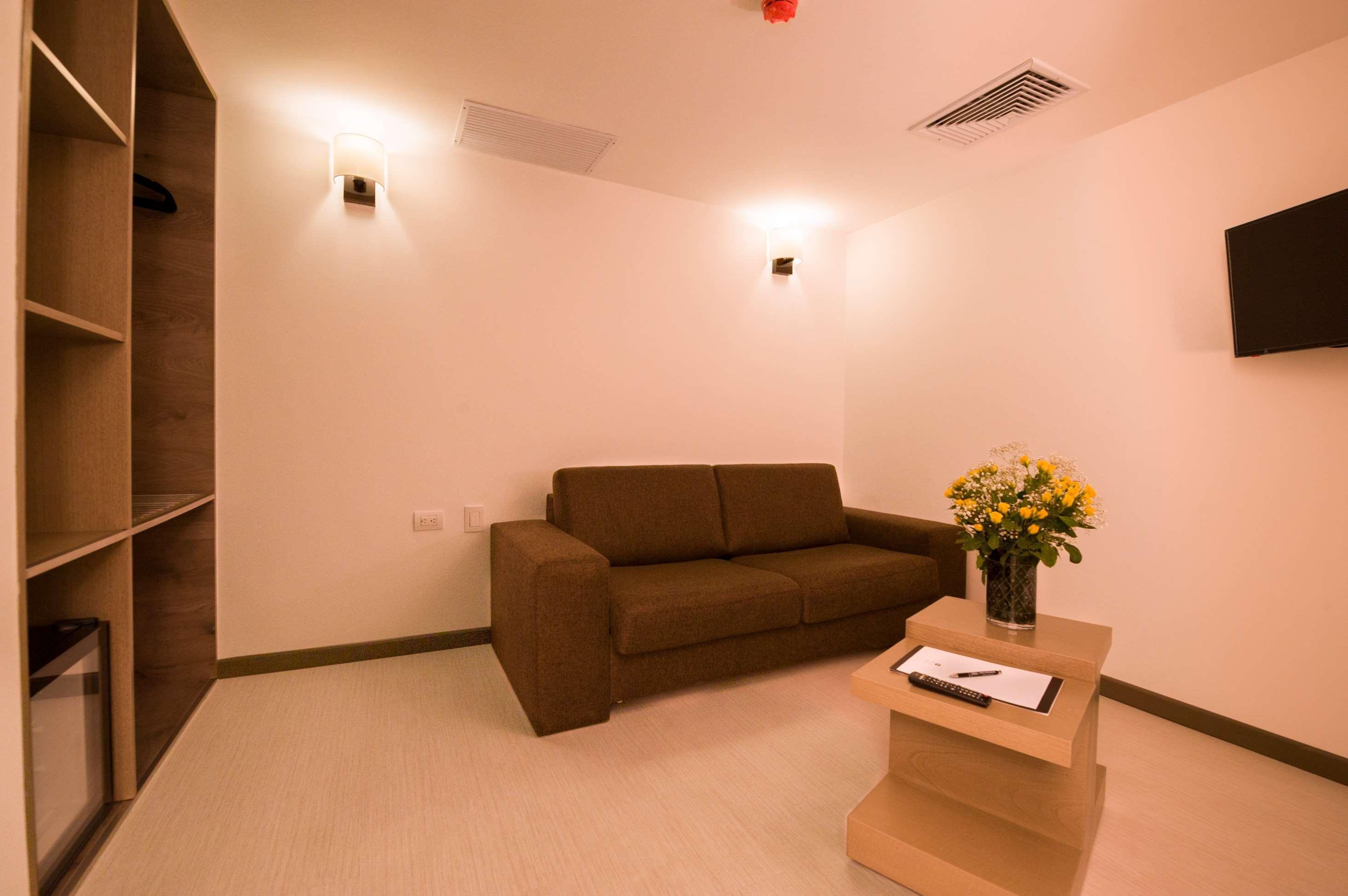 Best Western Posada Royale Hotel & Suites Simi Valley Bagian luar foto
