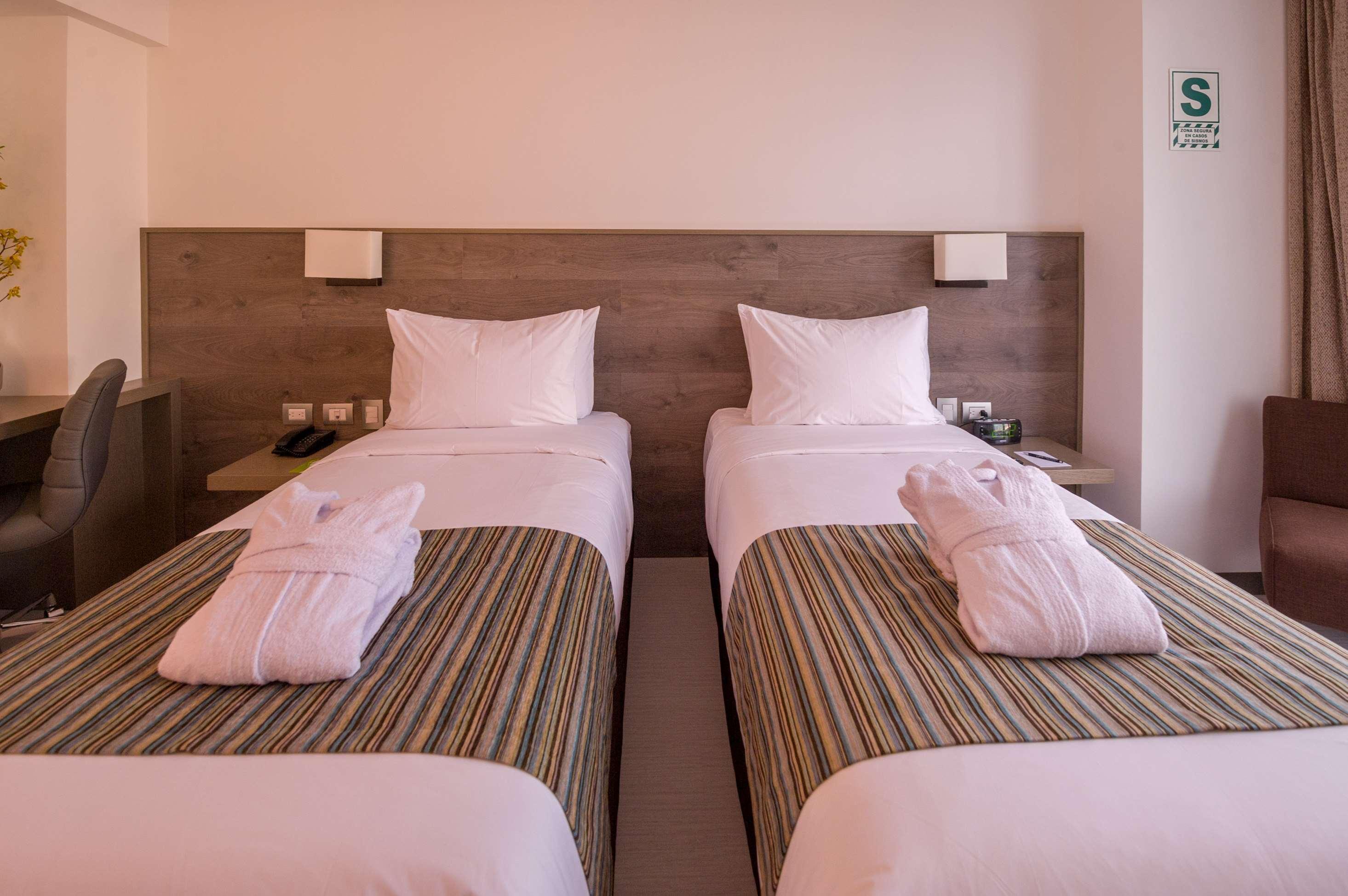 Best Western Posada Royale Hotel & Suites Simi Valley Bagian luar foto