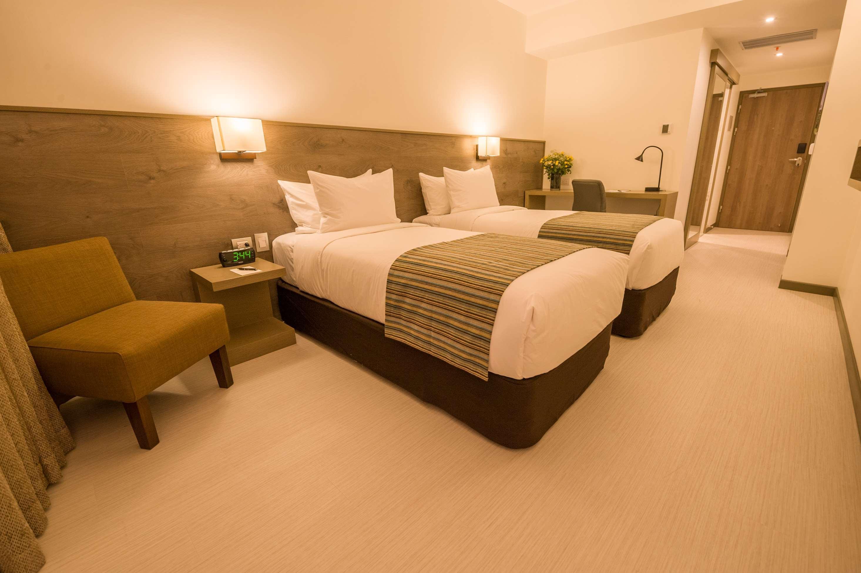 Best Western Posada Royale Hotel & Suites Simi Valley Bagian luar foto