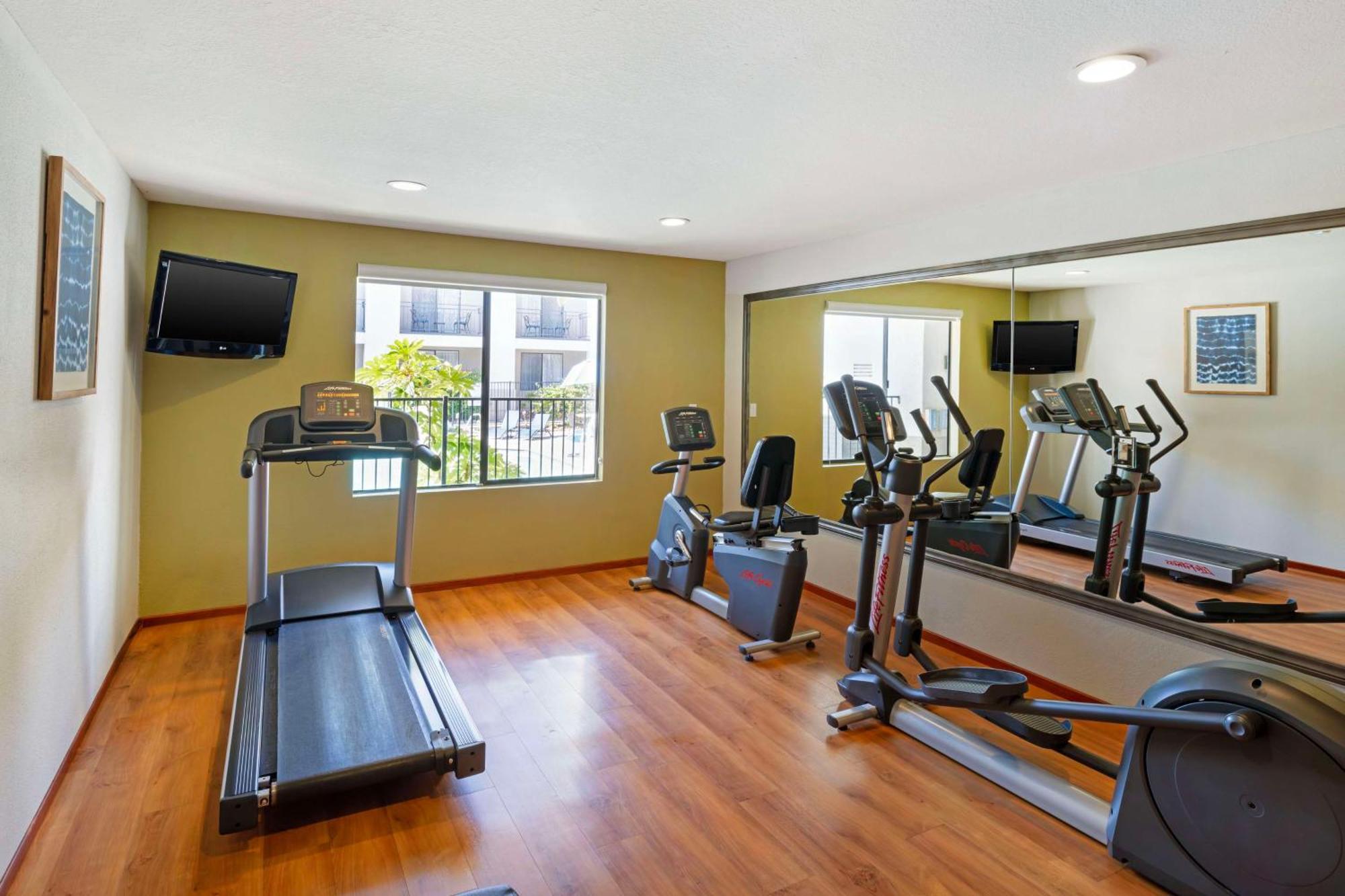 Best Western Posada Royale Hotel & Suites Simi Valley Bagian luar foto
