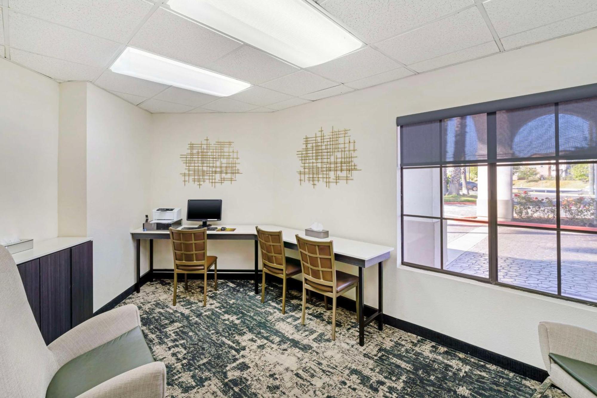 Best Western Posada Royale Hotel & Suites Simi Valley Bagian luar foto
